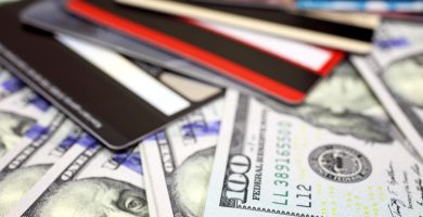 Los peligros de tener demasiadas tarjetas de crédito y cómo manejarlas